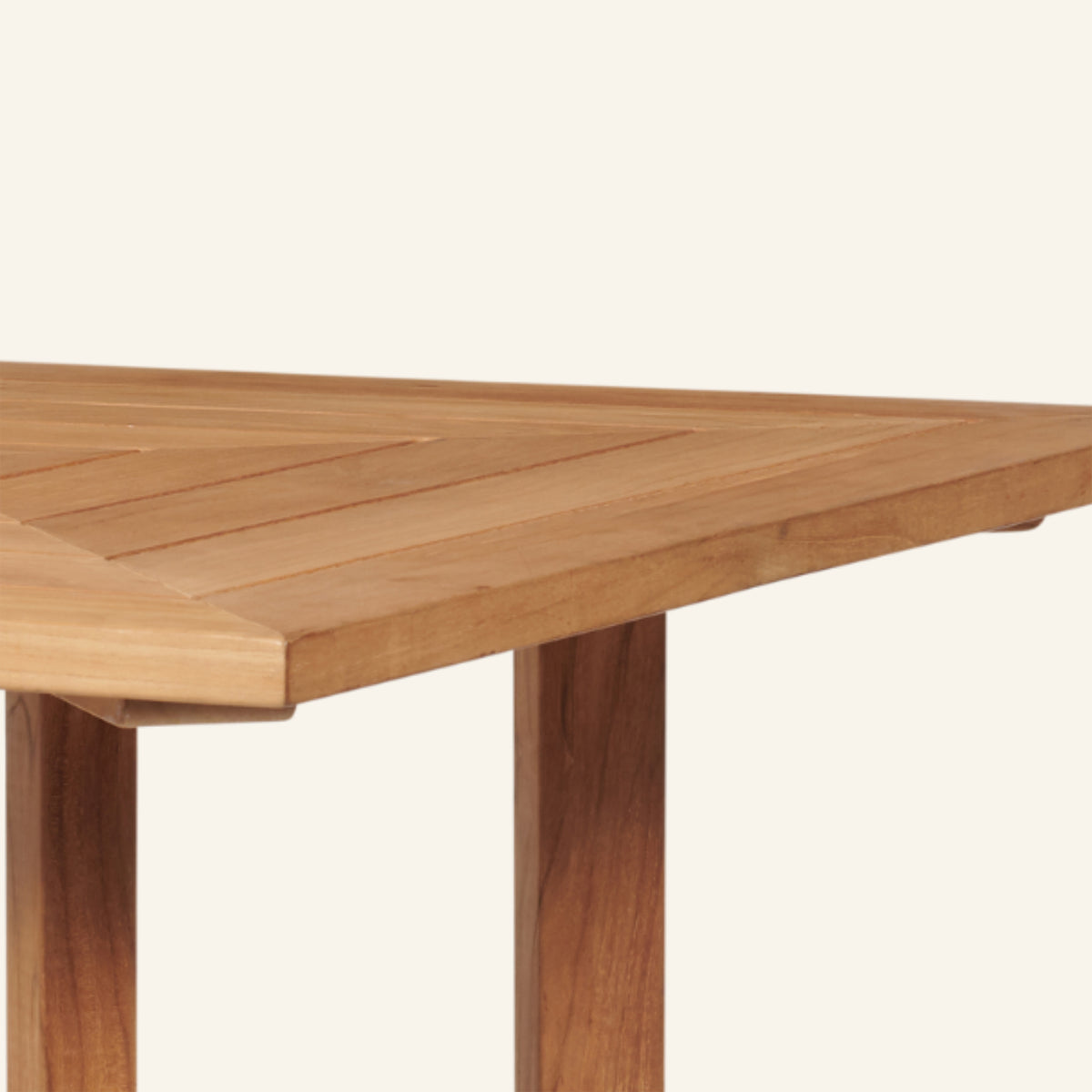 AVERY DINING TABLE