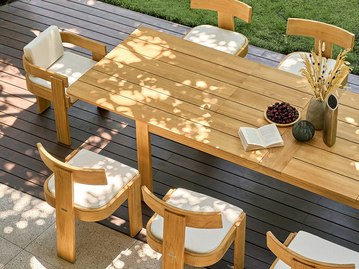 Forma dining table on an outdoor terrace