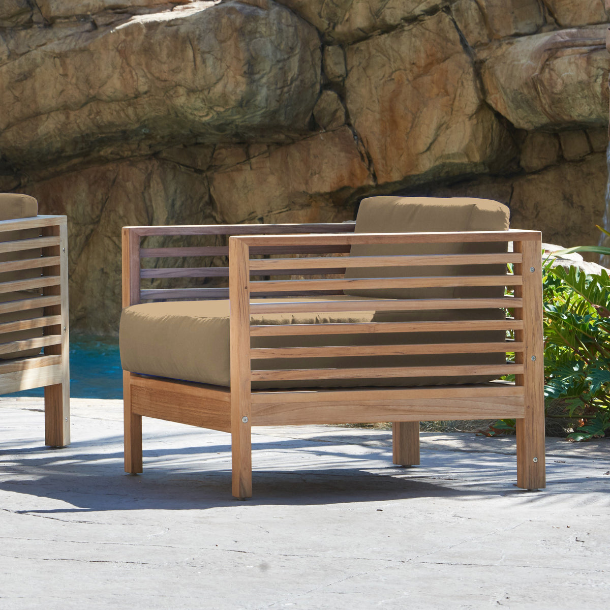 SUMMER CLUB CHAIR