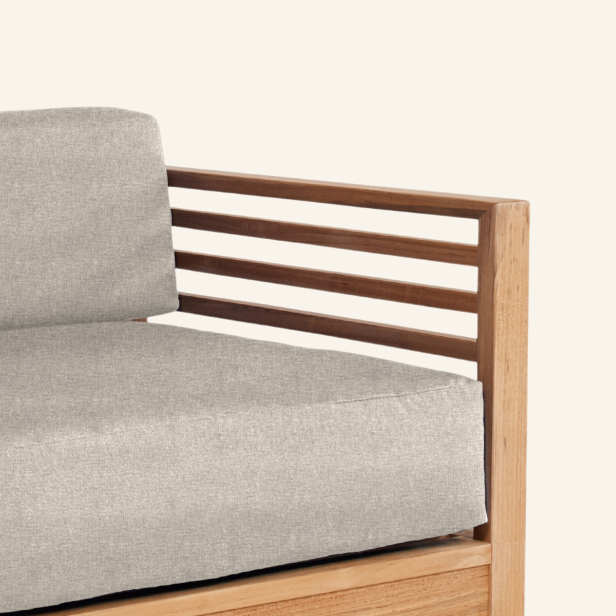 SUMMER CLUB CHAIR