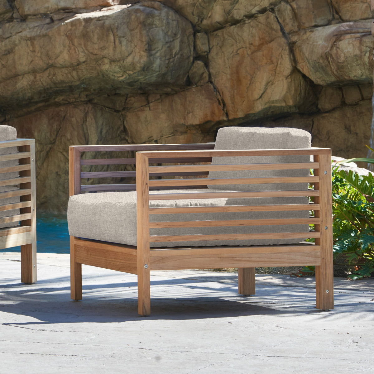 SUMMER CLUB CHAIR