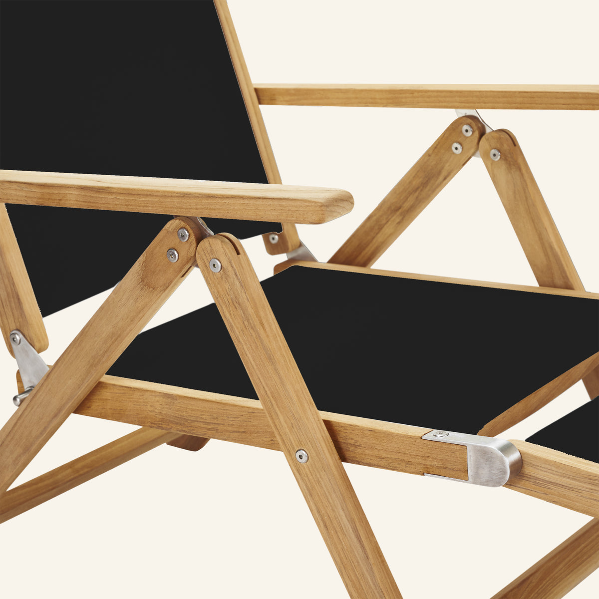 AQUITANIA DECK CHAIR