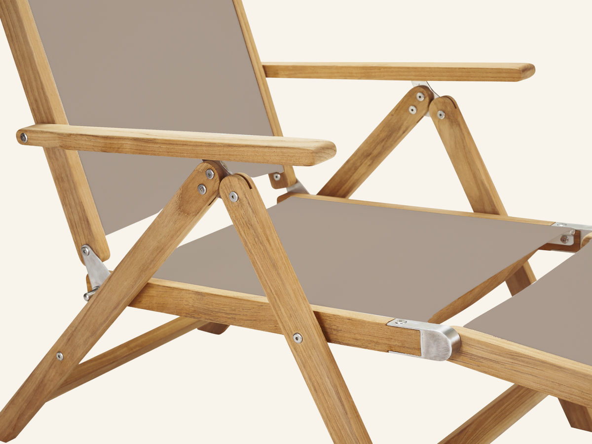 AQUITANIA DECK CHAIR