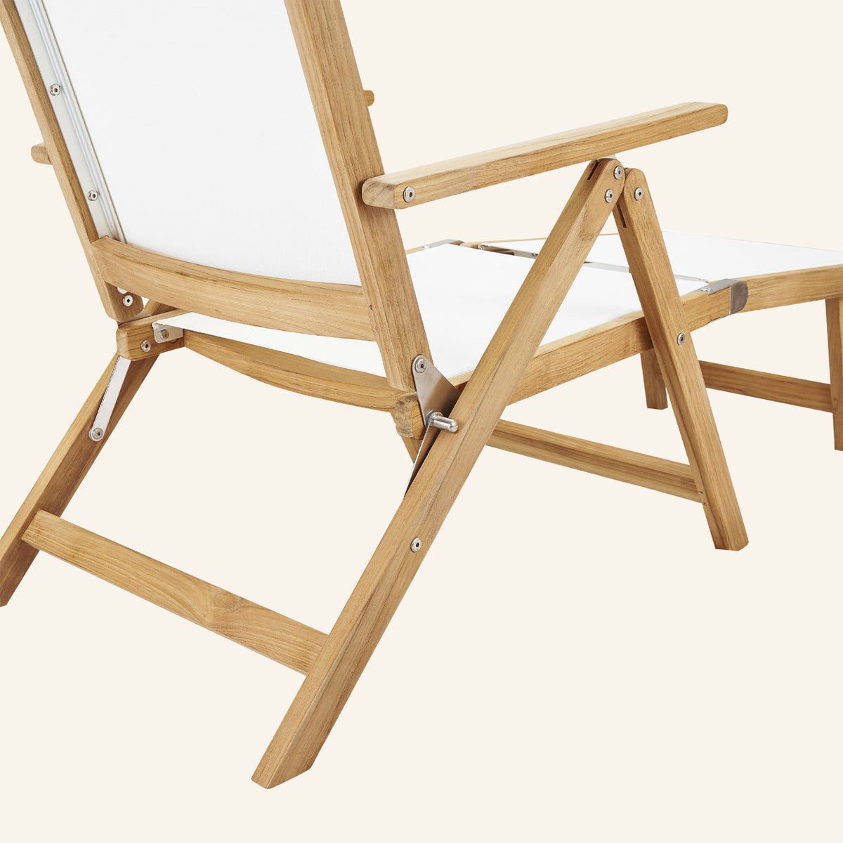 AQUITANIA DECK CHAIR