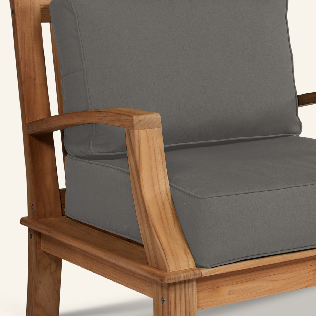 GRANDE CLUB CHAIR