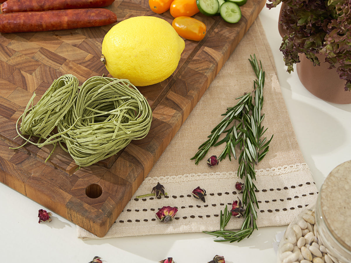 RECTANGULAR CUTTING BOARD