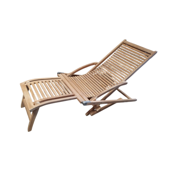 RELAXING DECK CHAIR