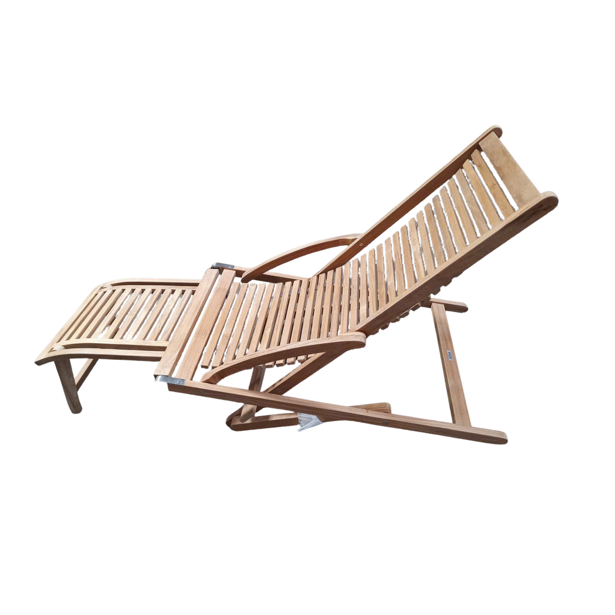 RELAXING DECK CHAIR