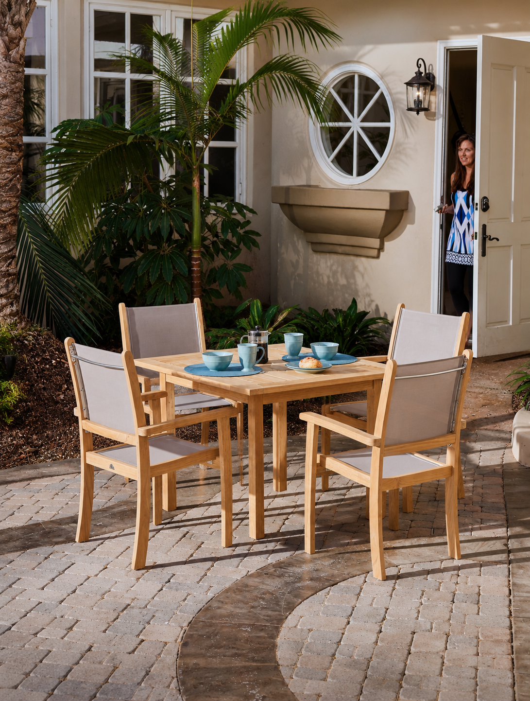 PEARL DINING SET