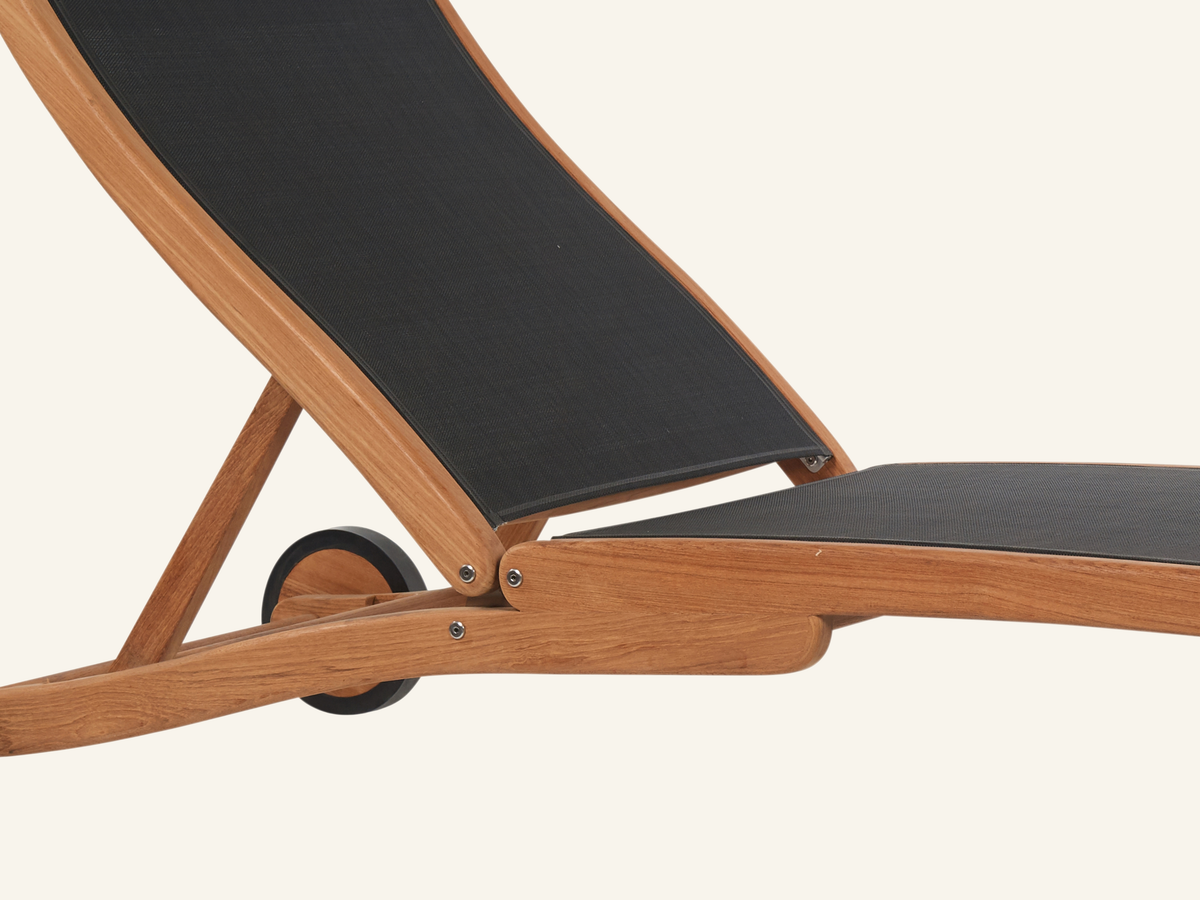 PEARL SUNLOUNGER