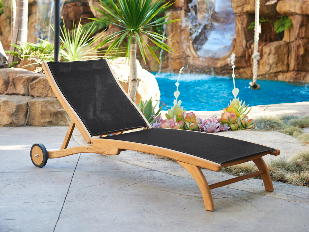 PEARL SUNLOUNGER