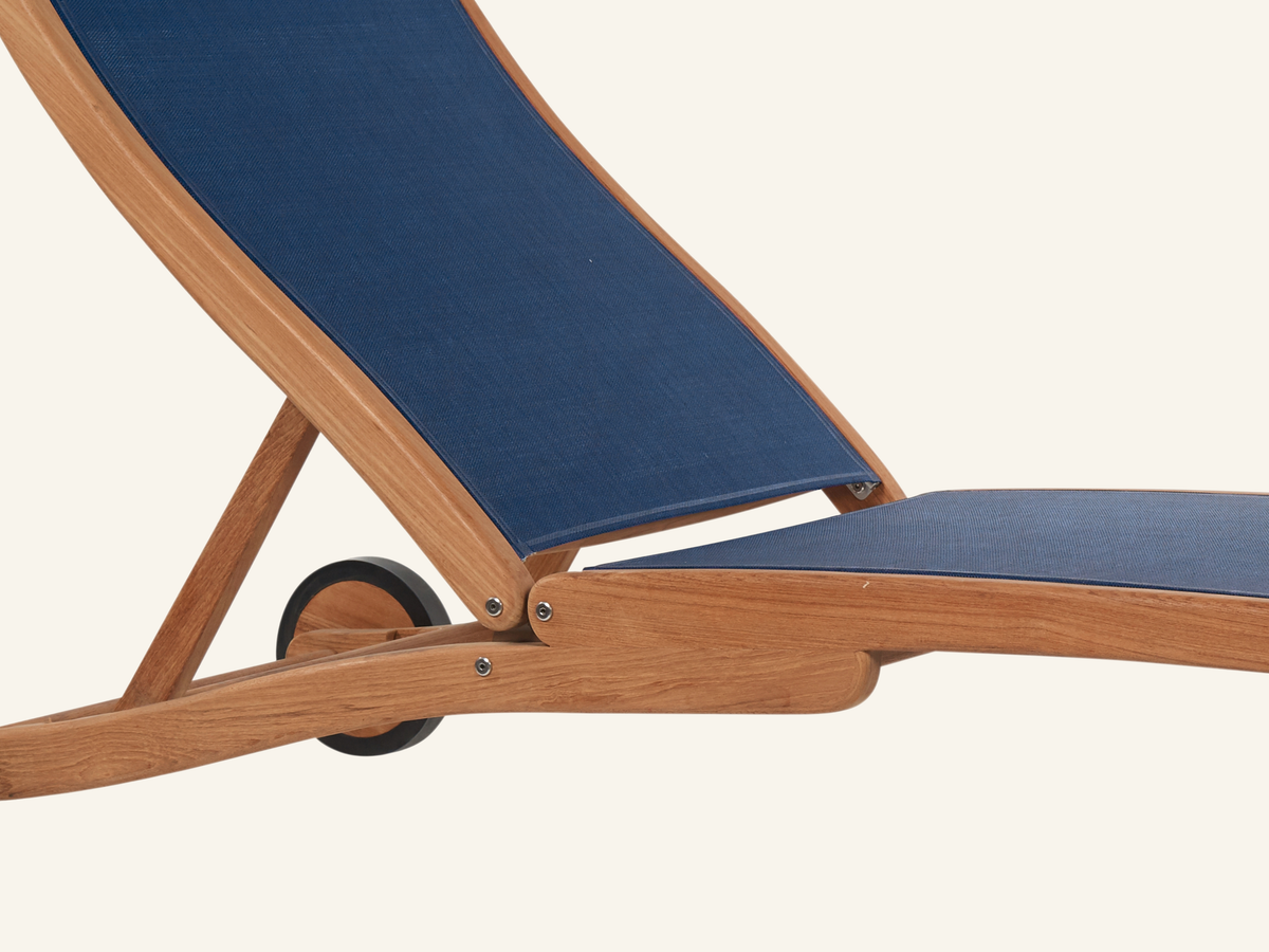 PEARL SUNLOUNGER