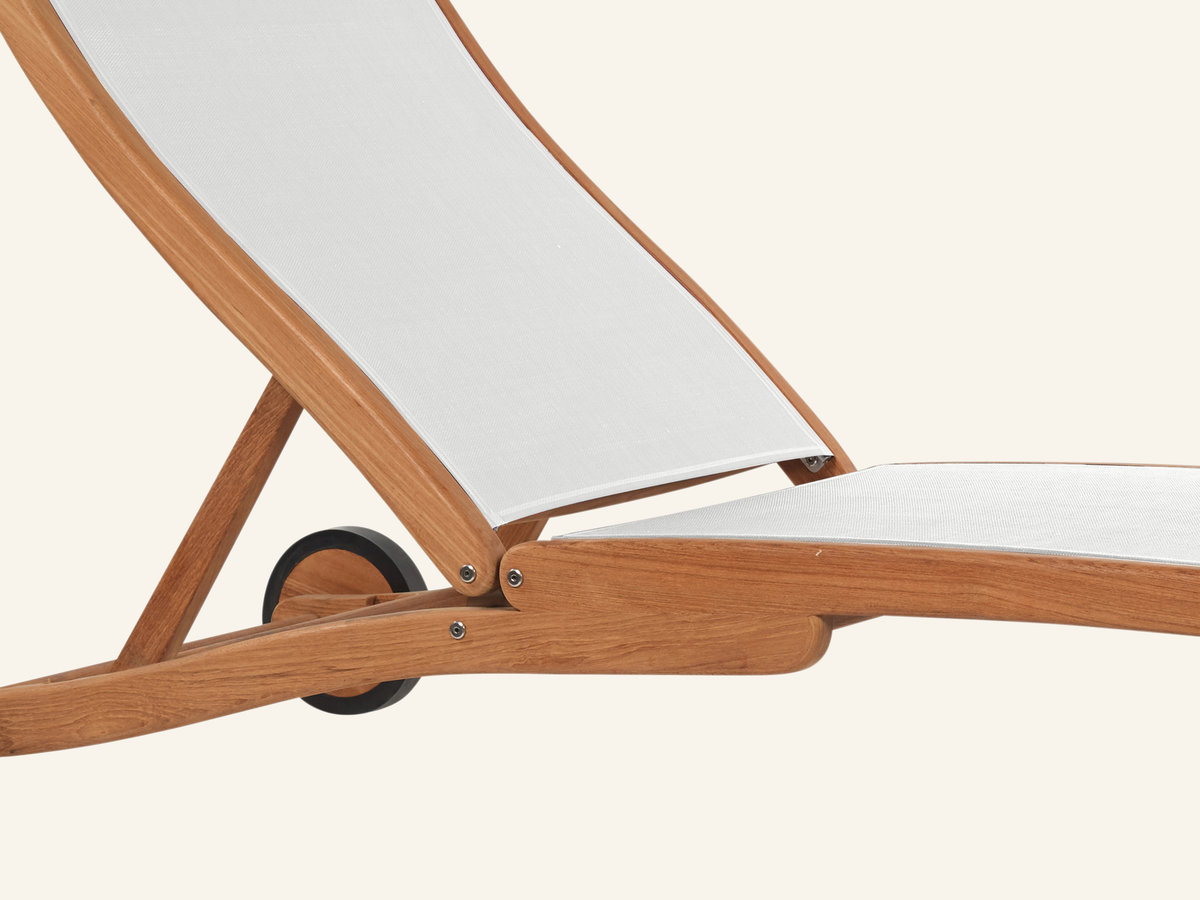 PEARL SUNLOUNGER