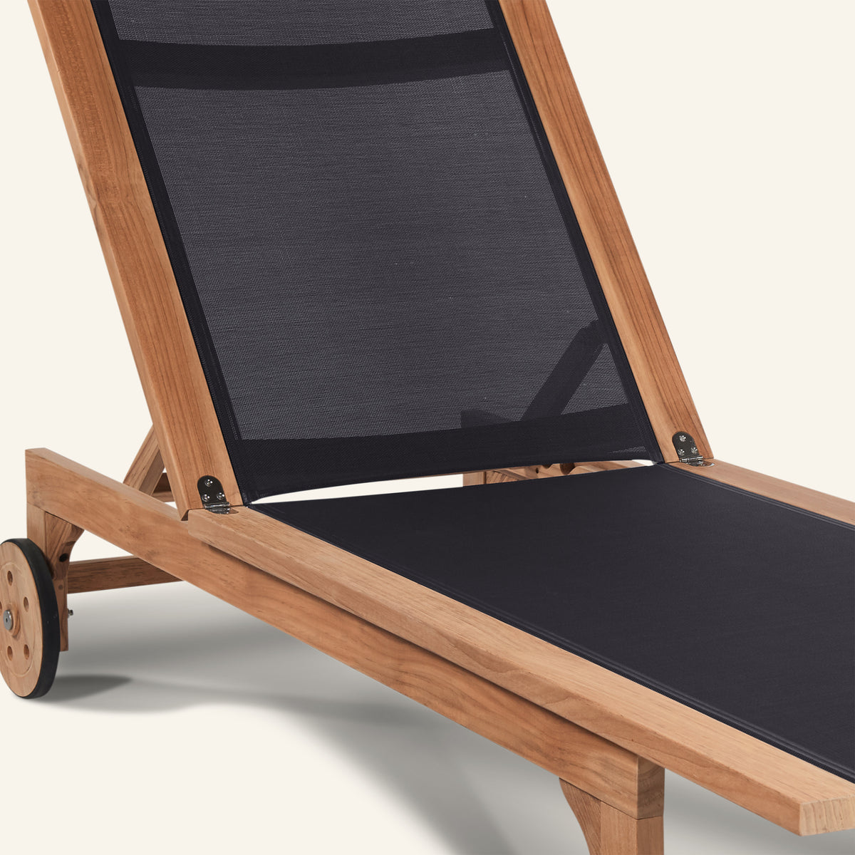 MONTAUK SUNLOUNGER