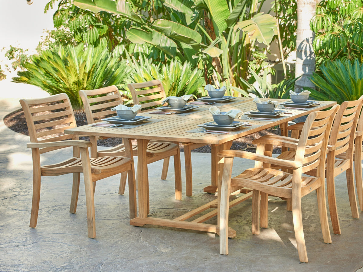 DALTON DINING TABLE