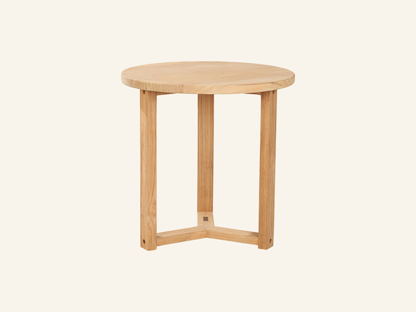 MEDIUM NESTING SIDE TABLE