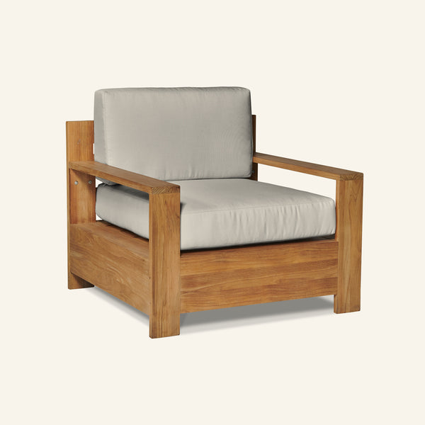 QUBE CLUB CHAIR