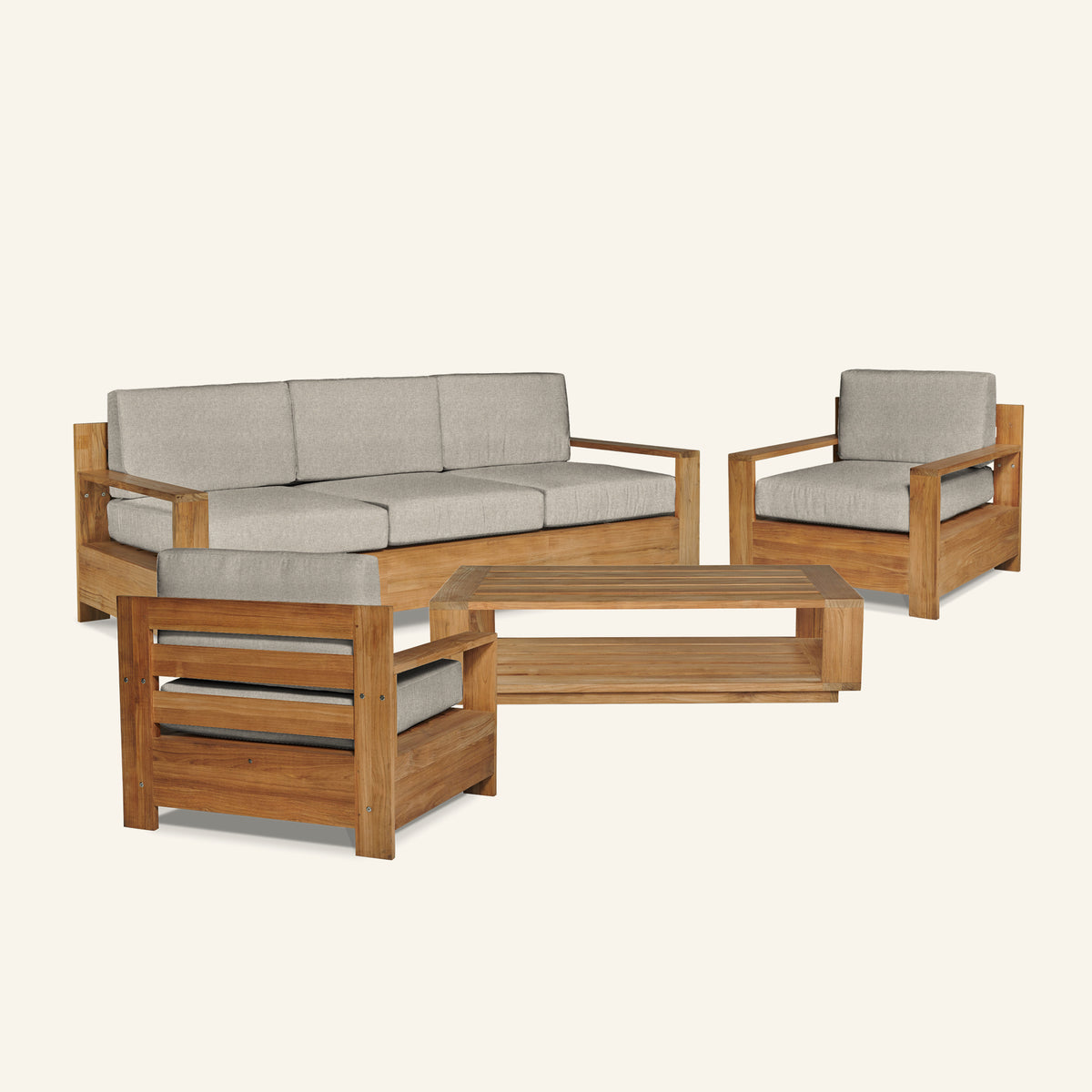 QUBE CLUB CHAIR