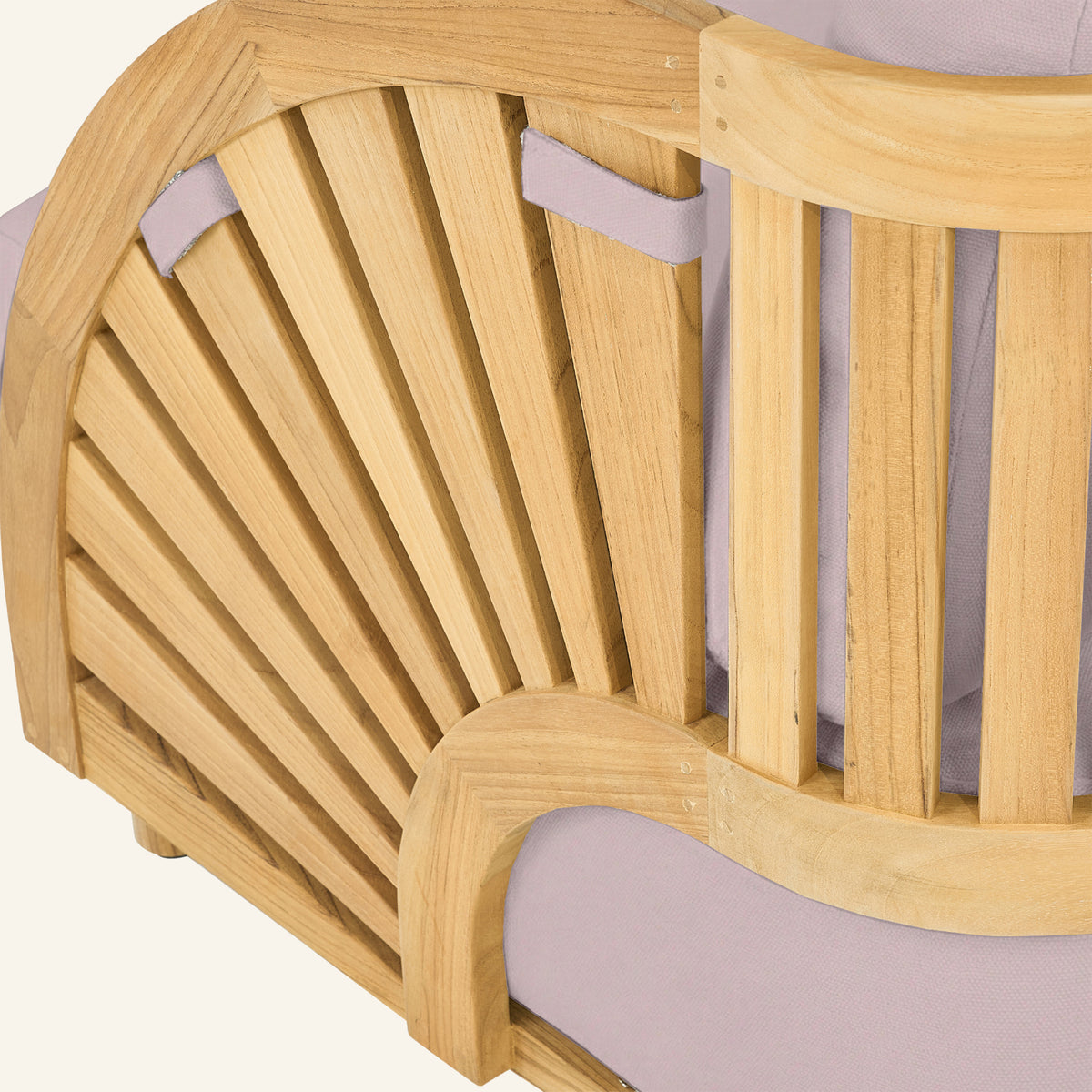 SOLIS CLUB CHAIR